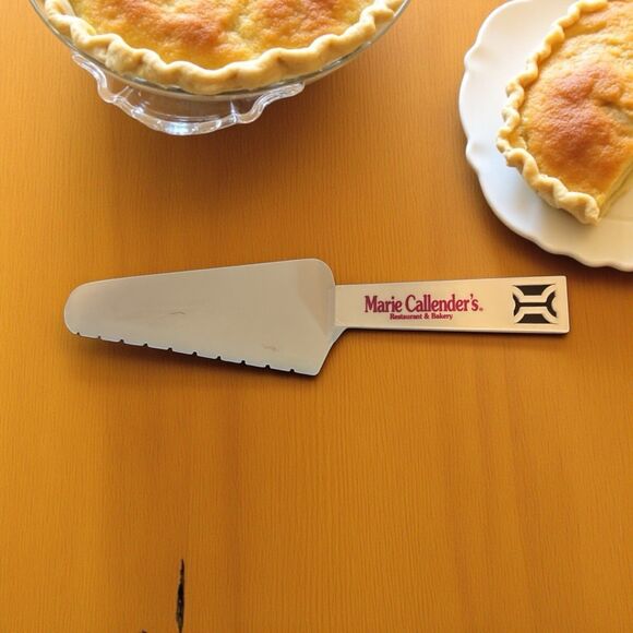 Vintage Marie Calendar's Advertising Serrated Edge Cake Pie Server - Picture 1 of 4